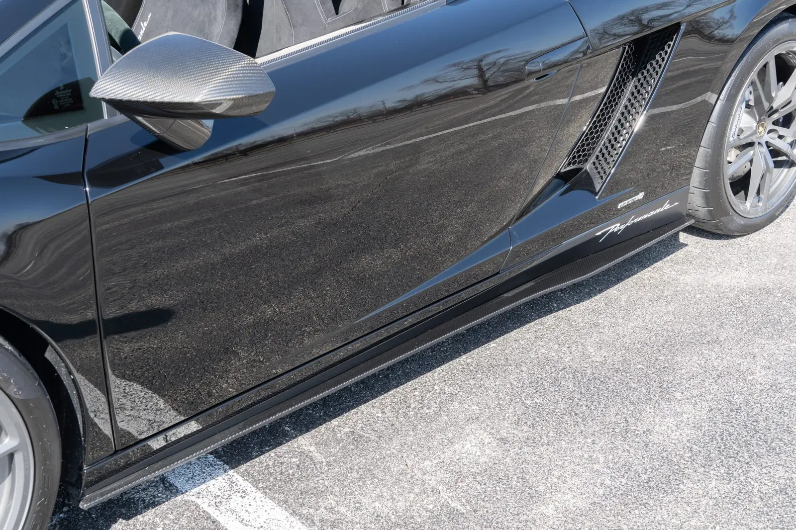 1,500-Mile 2012 Lamborghini Gallardo LP570-4 Spyder Performante