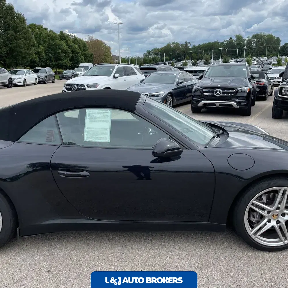 2017 Porsche 911 Carrera