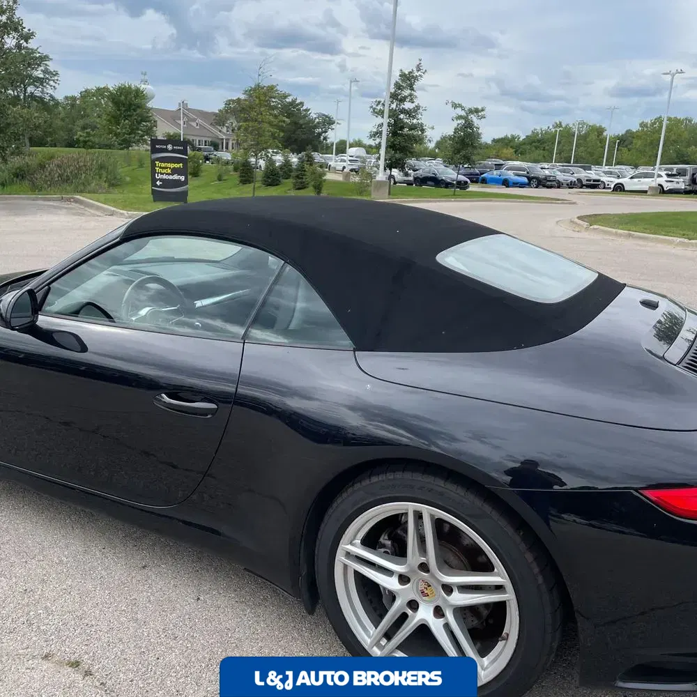 2017 Porsche 911 Carrera