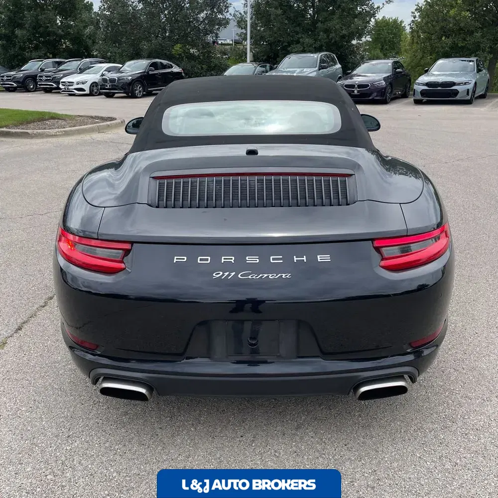 2017 Porsche 911 Carrera