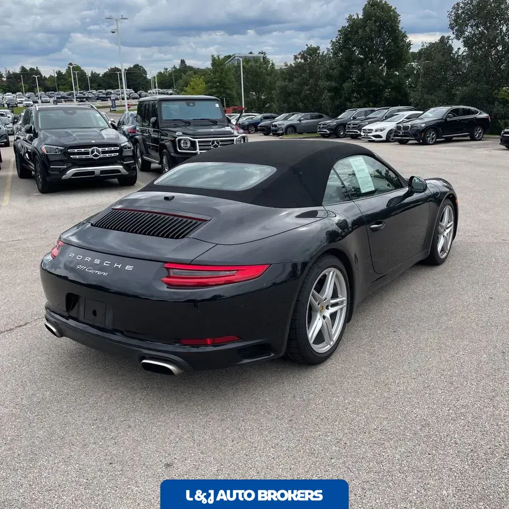 2017 Porsche 911 Carrera
