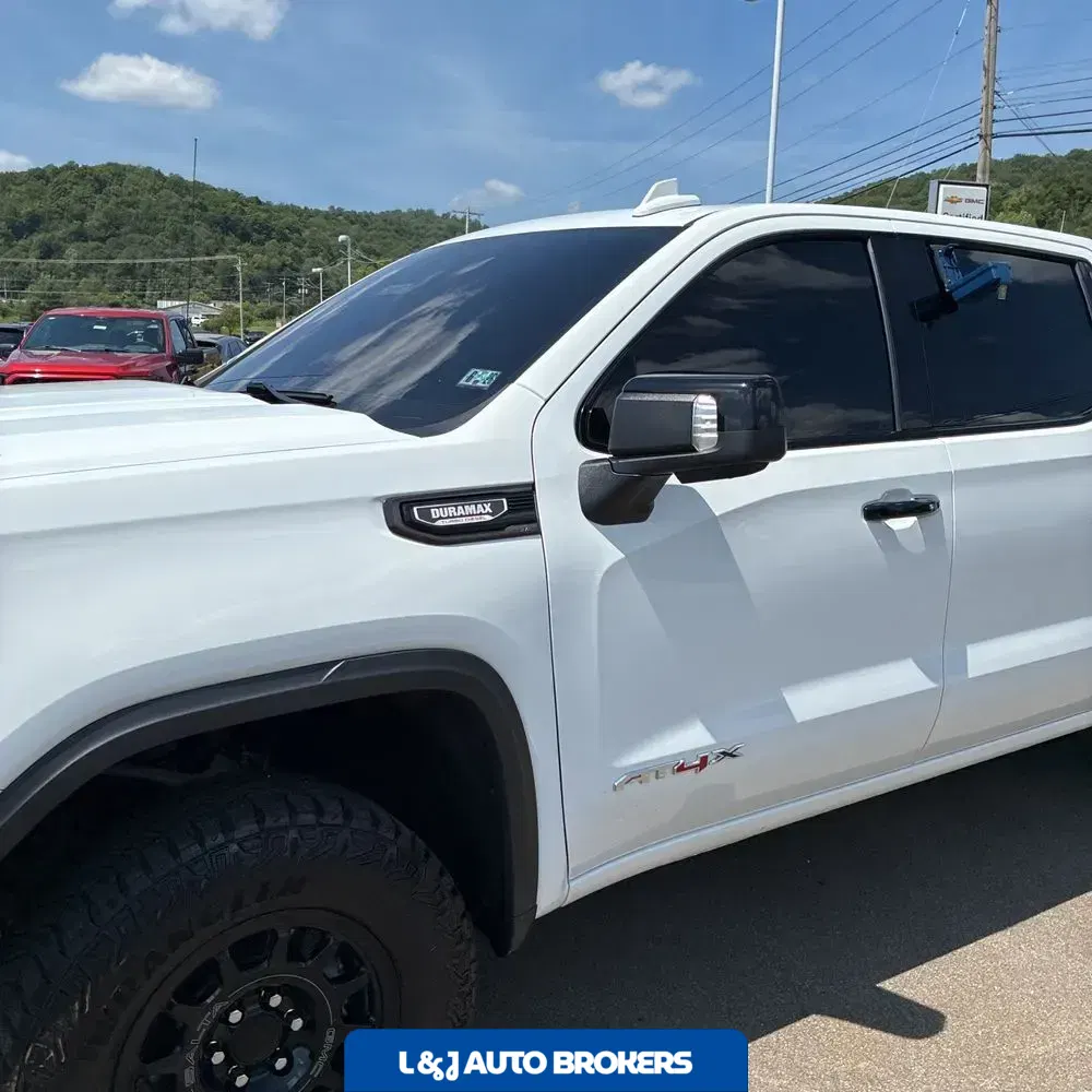 2024 GMC Sierra 1500 AT4X