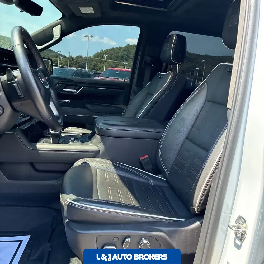 2024 GMC Sierra 1500 AT4X