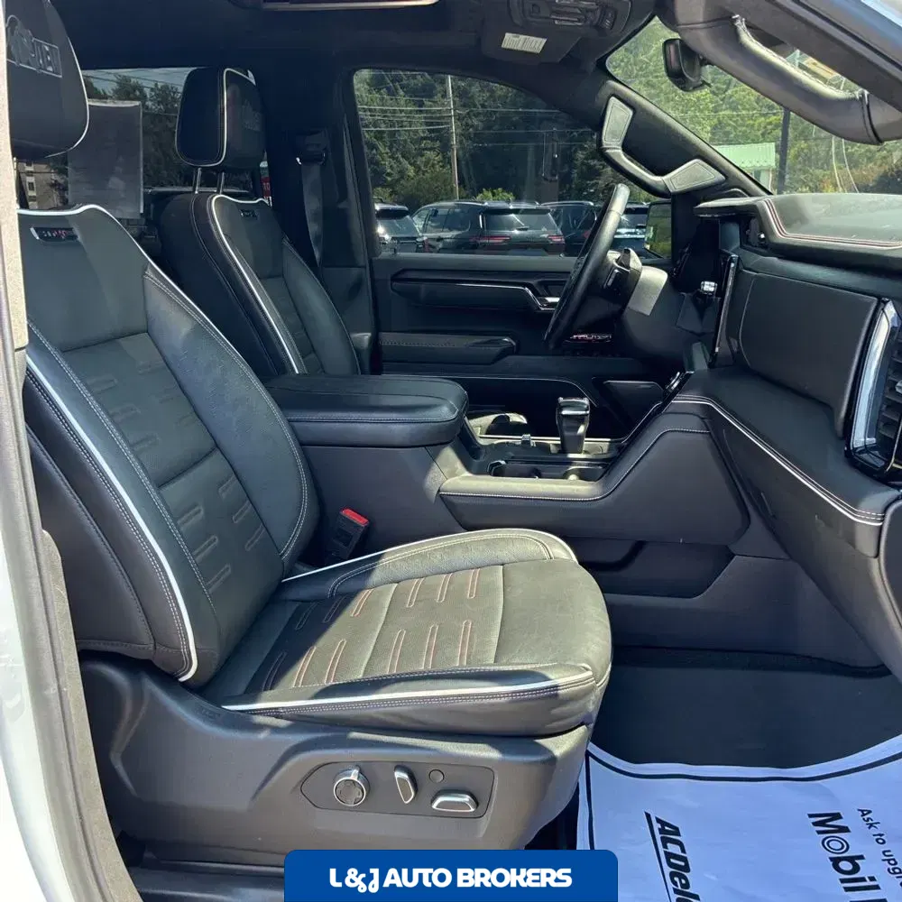 2024 GMC Sierra 1500 AT4X