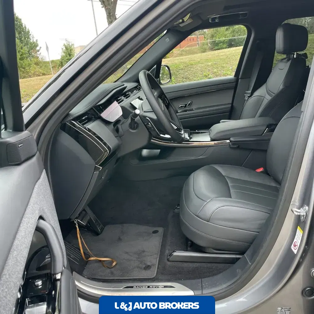 2025 Land Rover Range Rover Sport Dynamic SE P400