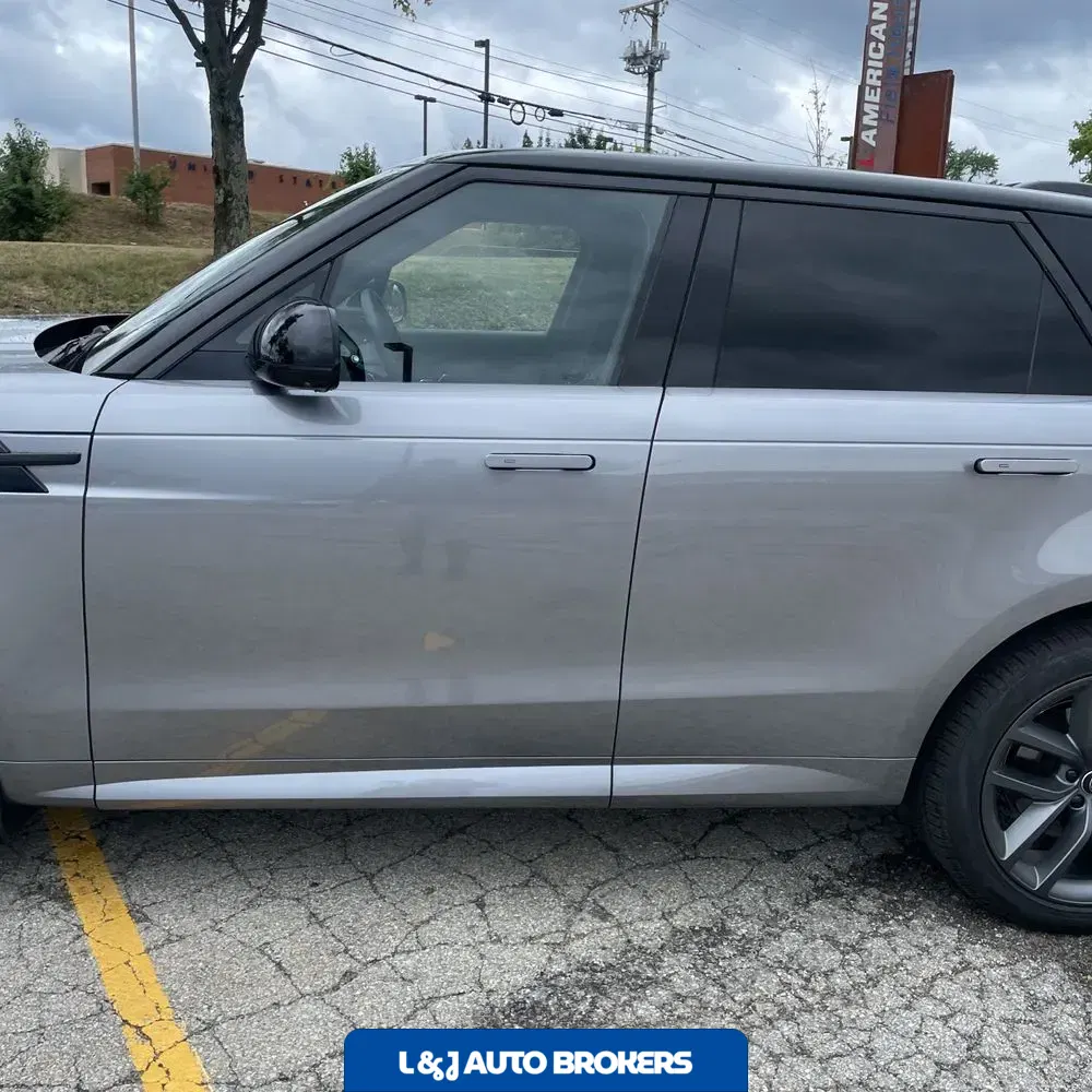 2025 Land Rover Range Rover Sport Dynamic SE P400