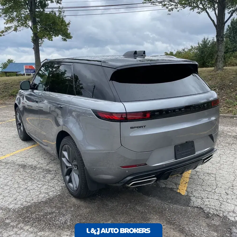 2025 Land Rover Range Rover Sport Dynamic SE P400