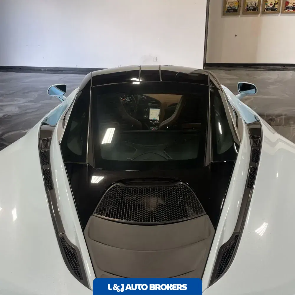 2018 McLaren 720S Base