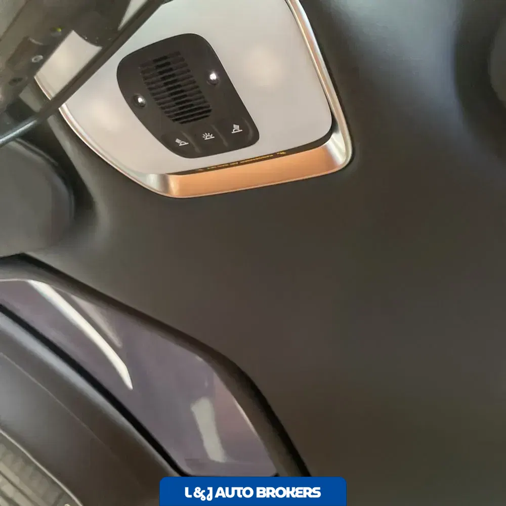 2018 McLaren 720S Base