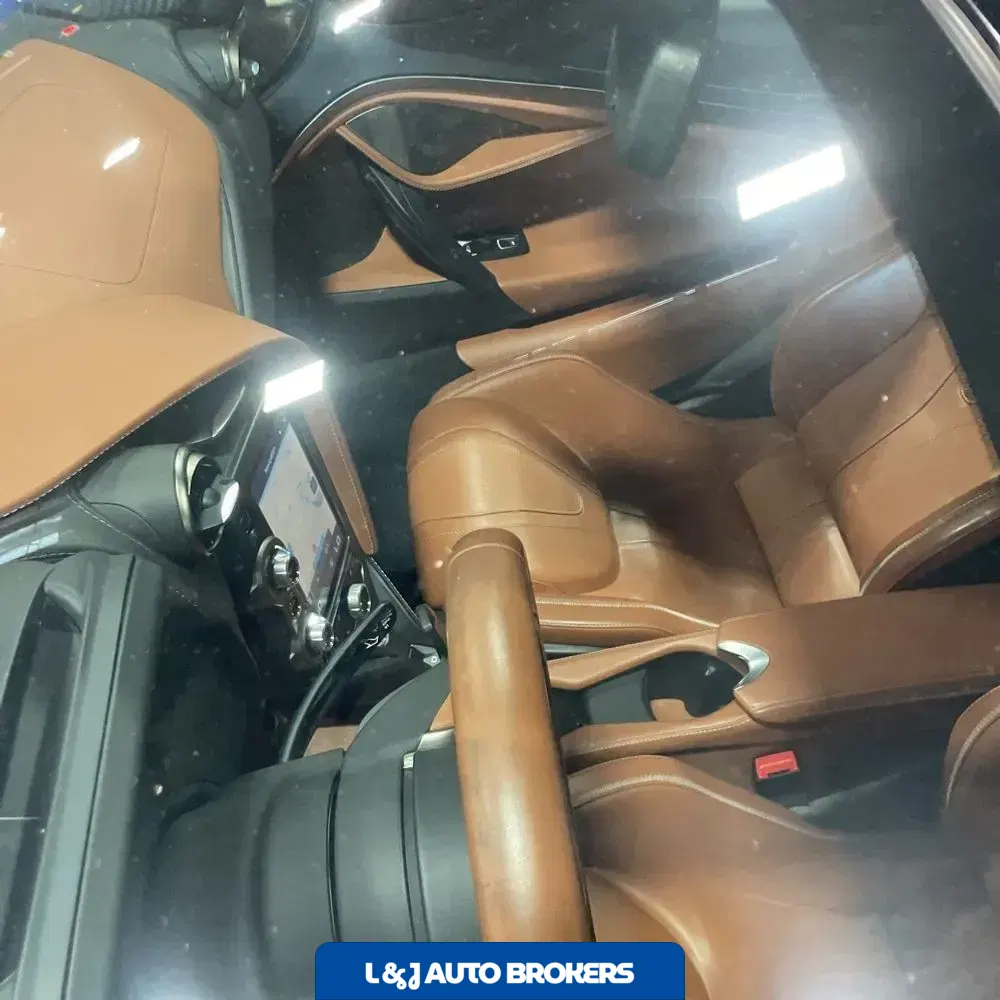2018 McLaren 720S Base