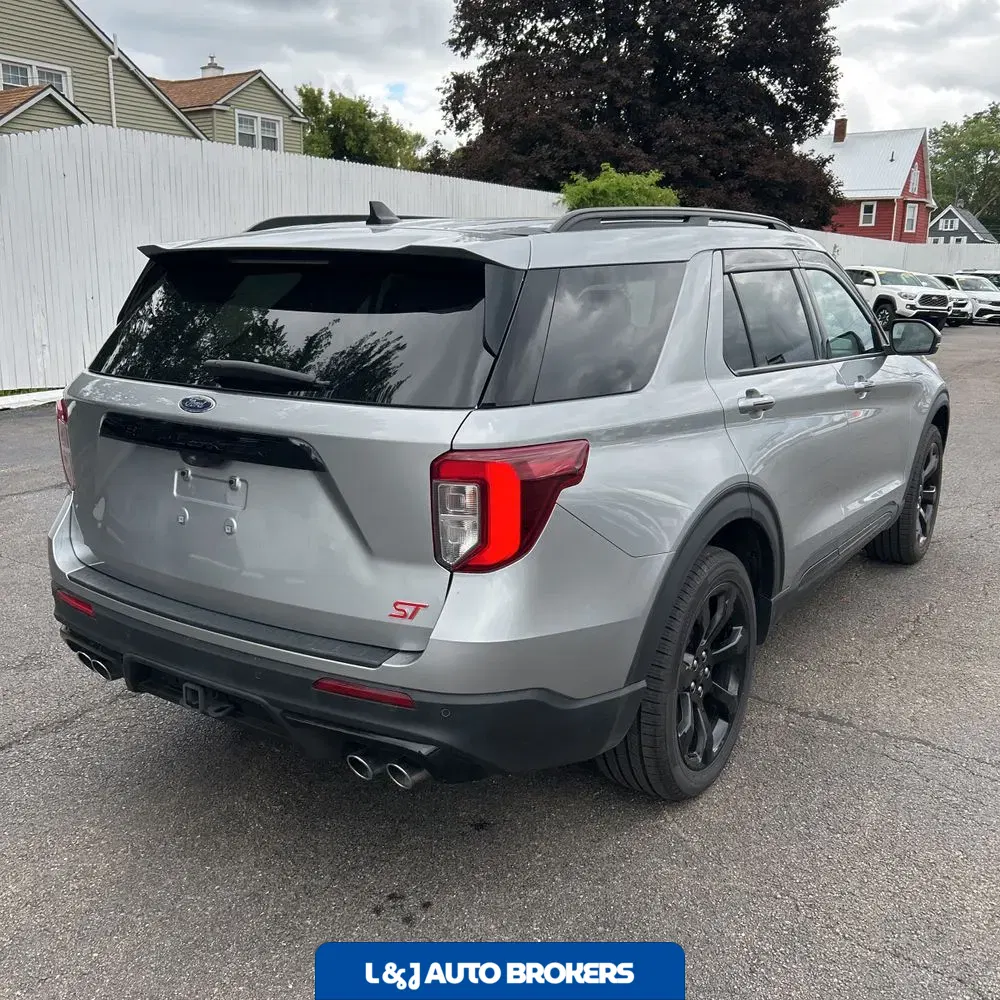 2023 Ford Explorer ST