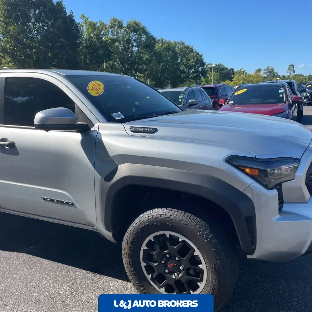 2024 Toyota Tacoma TRD Off-Road HV