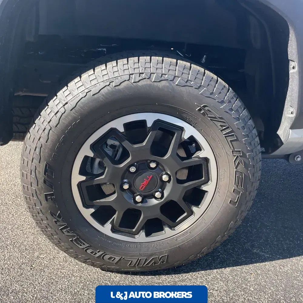 2024 Toyota Tacoma TRD Off-Road HV