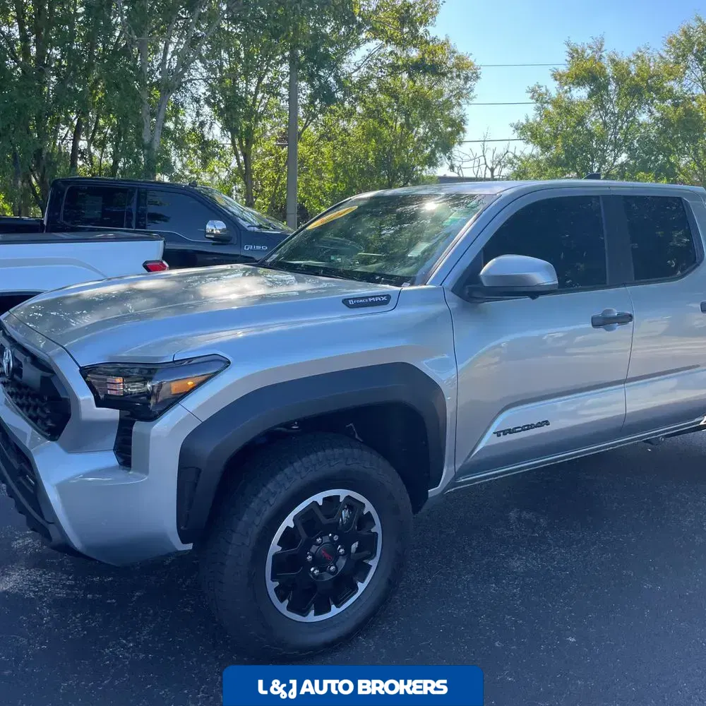 2024 Toyota Tacoma TRD Off-Road HV