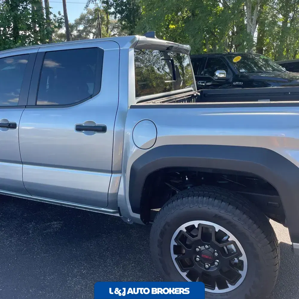 2024 Toyota Tacoma TRD Off-Road HV