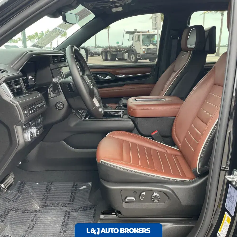 2024 GMC Yukon XL Denali Ultimate