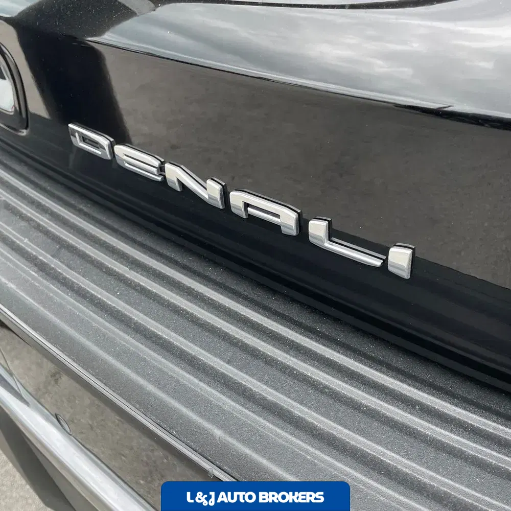 2024 GMC Yukon XL Denali Ultimate