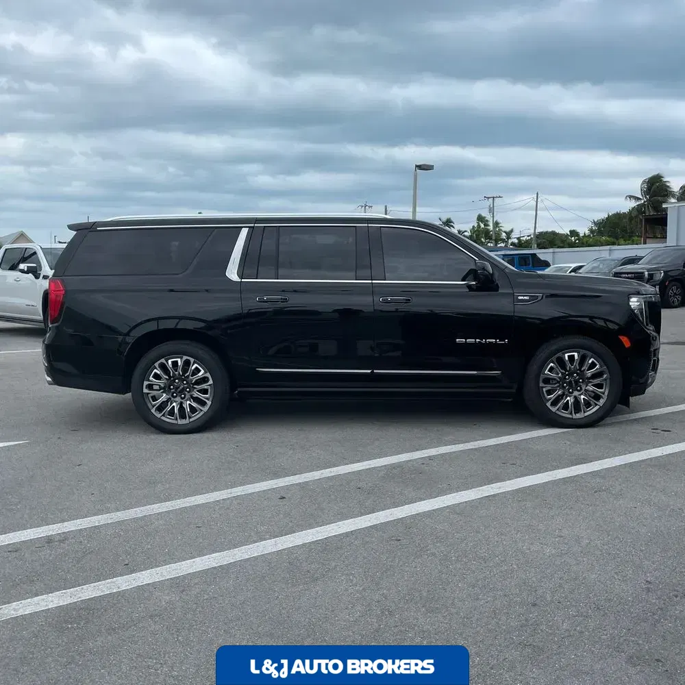 2024 GMC Yukon XL Denali Ultimate
