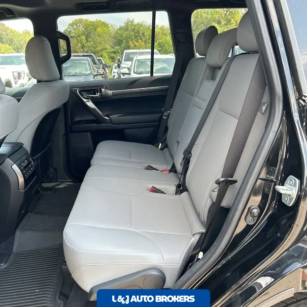 2023 Lexus GX 460 Base