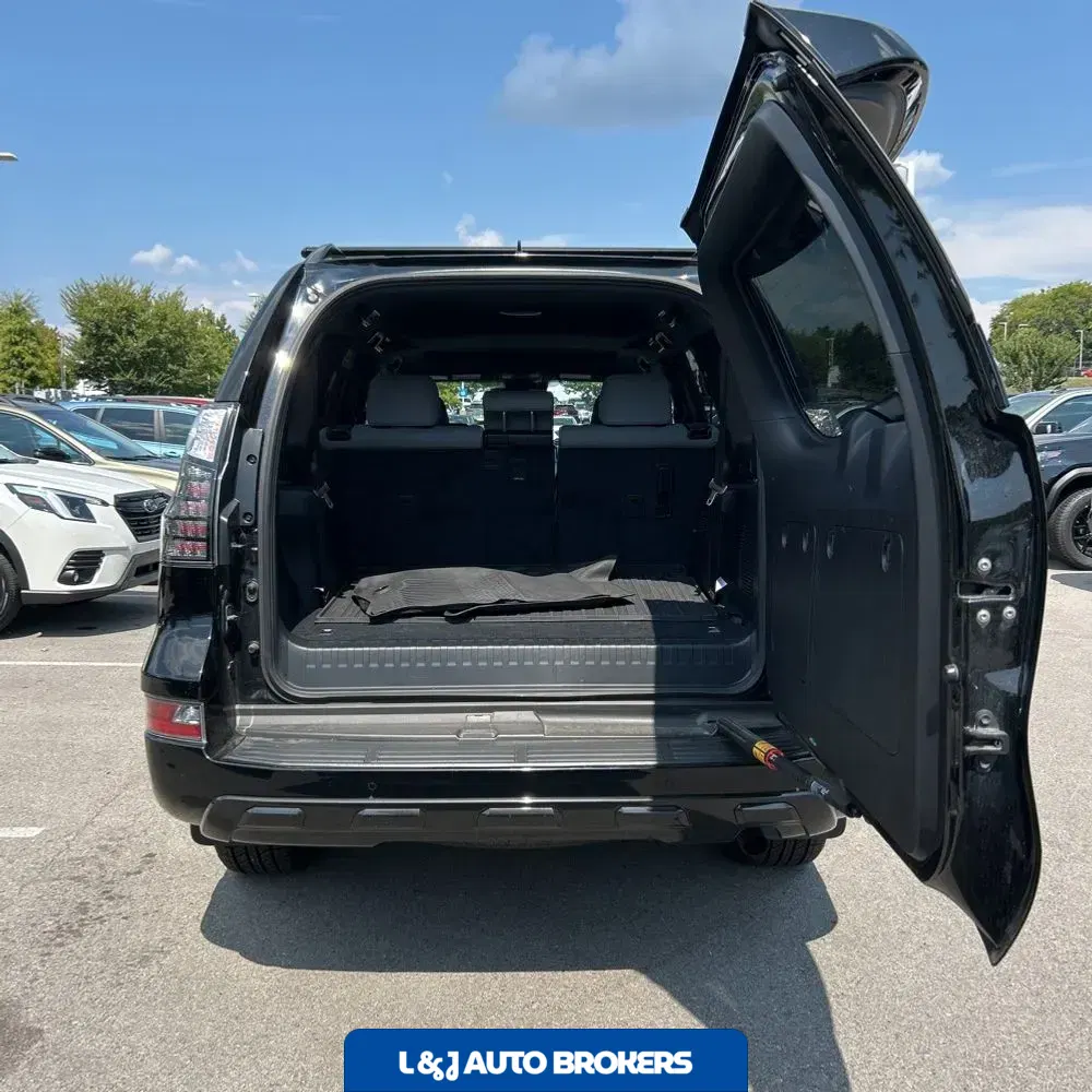 2023 Lexus GX 460 Base