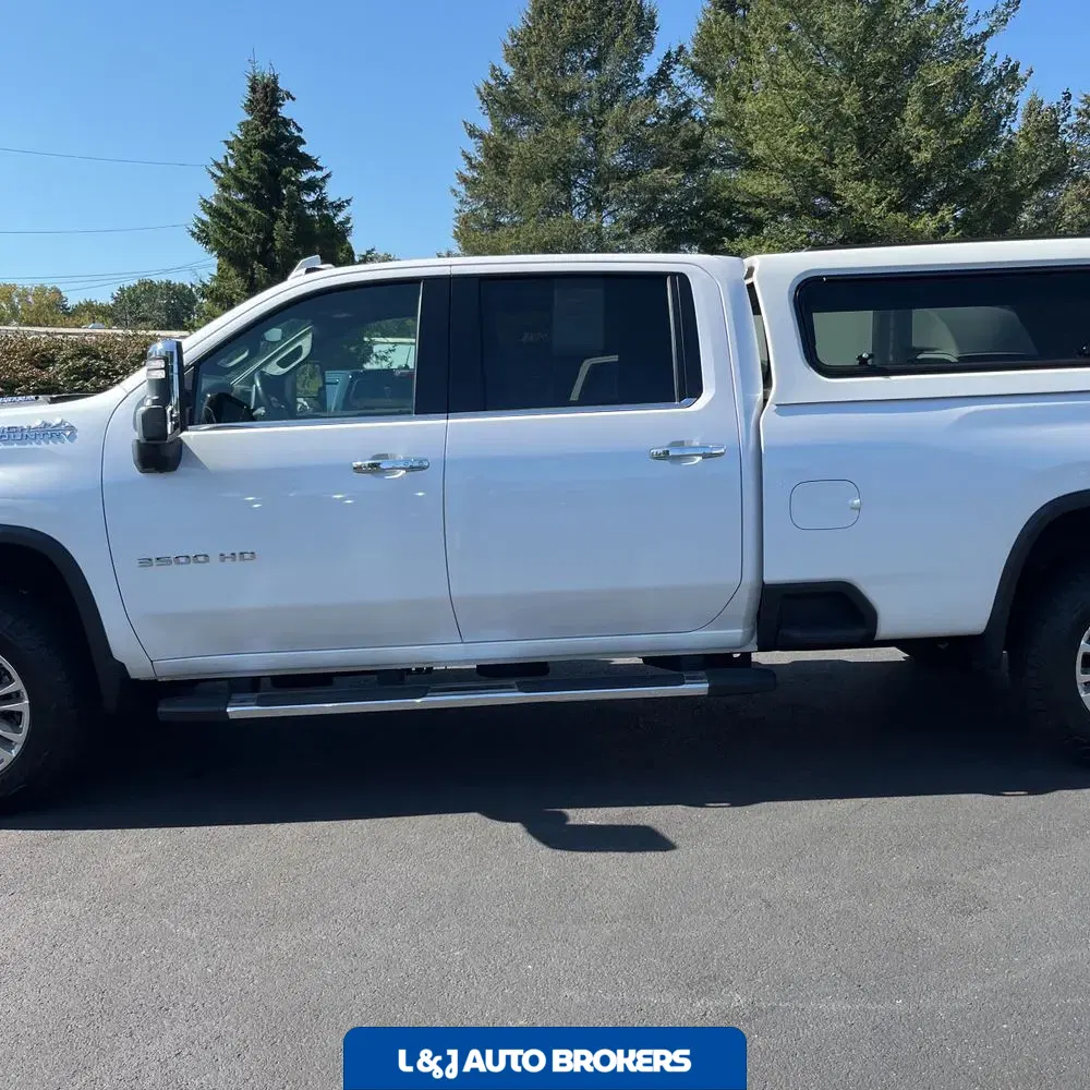 2022 Chevrolet Silverado 3500HD High Country