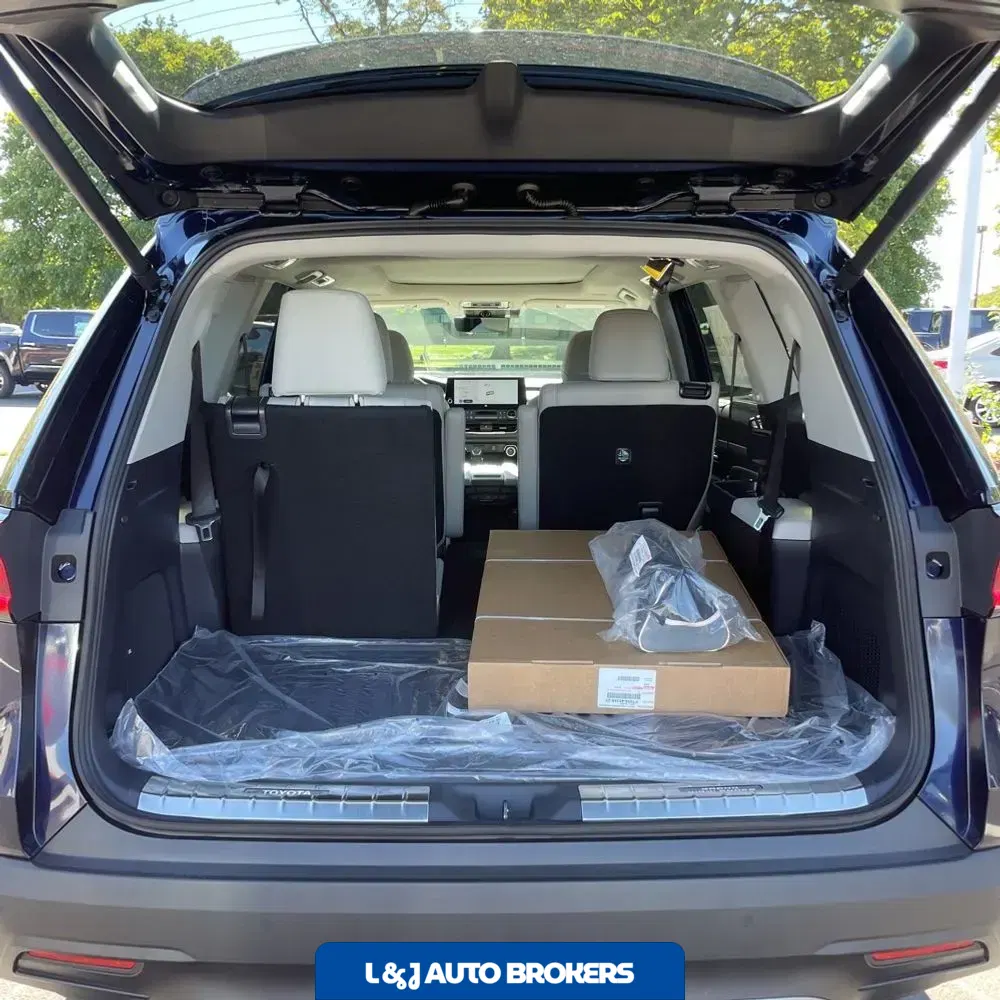 2025 Toyota Grand Highlander Platinum