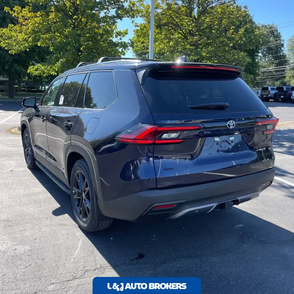 2025 Toyota Grand Highlander Platinum