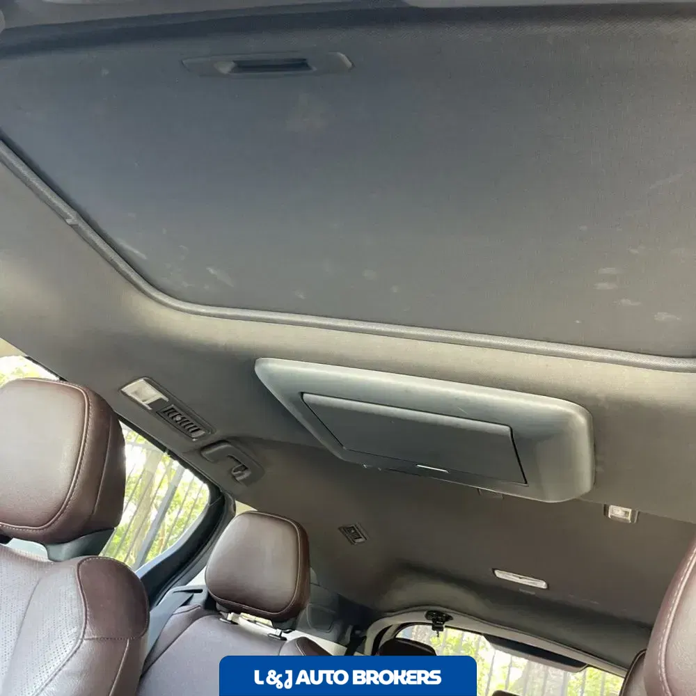 2024 Toyota Sienna Platinum 7-Passenger