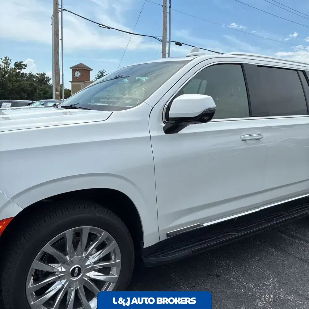 2023 Cadillac Escalade ESV Premium Luxury
