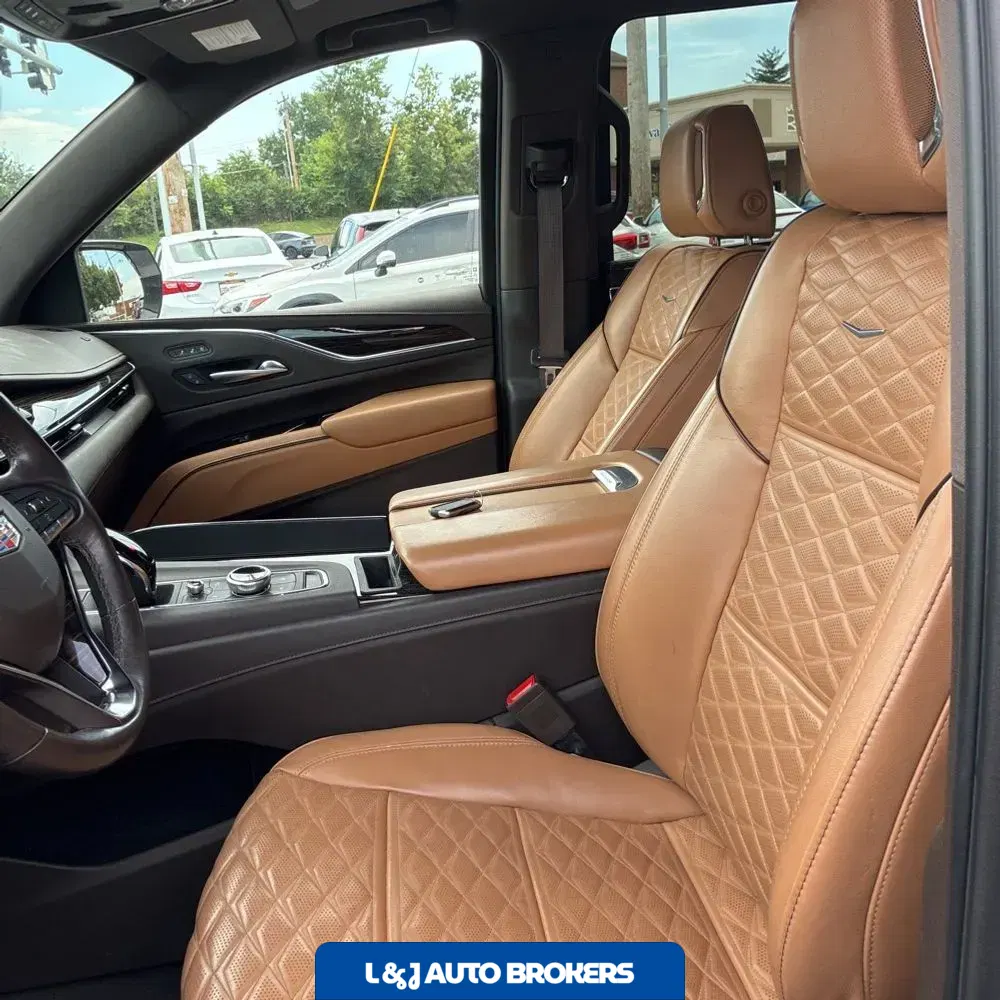 2023 Cadillac Escalade ESV Premium Luxury
