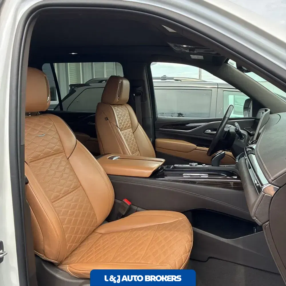 2023 Cadillac Escalade ESV Premium Luxury