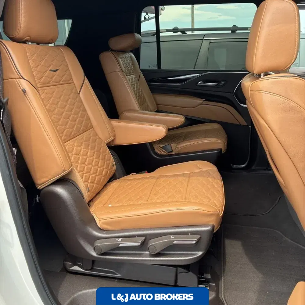 2023 Cadillac Escalade ESV Premium Luxury