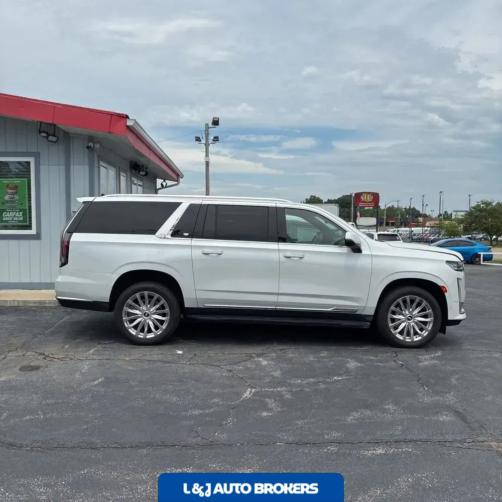 2023 Cadillac Escalade ESV Premium Luxury