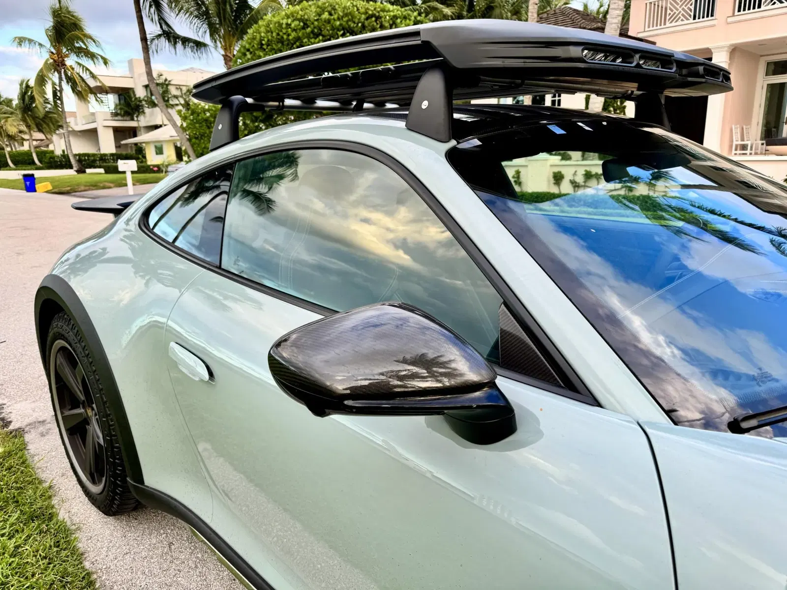2023 Porsche 911 Dakar