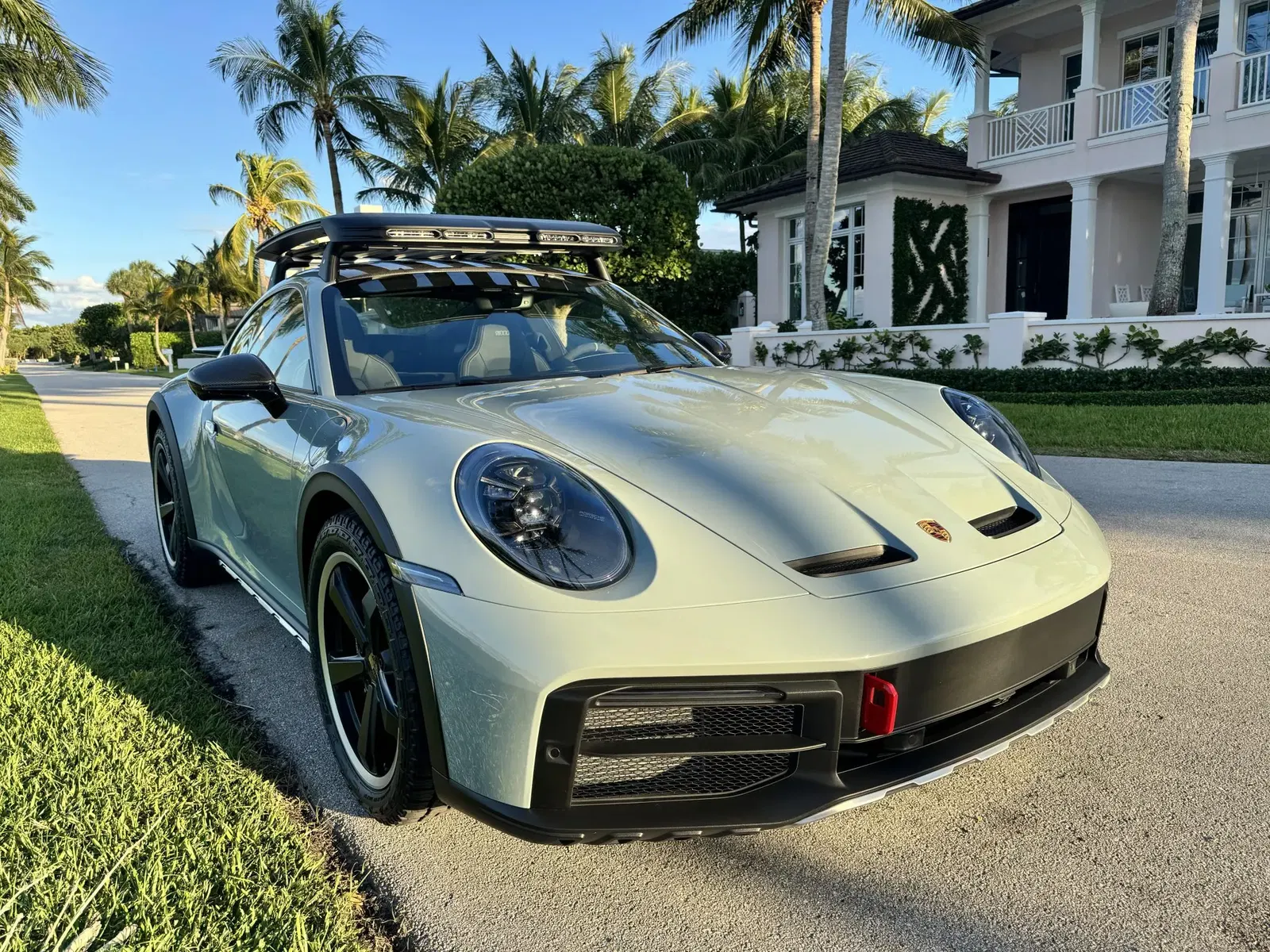 2023 Porsche 911 Dakar