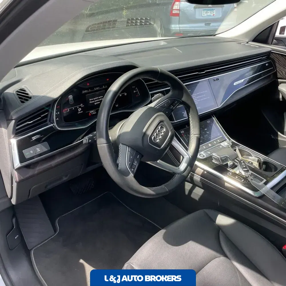 2023 Audi Q8 Premium Plus 55 TFSI
