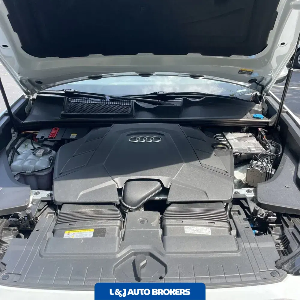 2023 Audi Q8 Premium Plus 55 TFSI