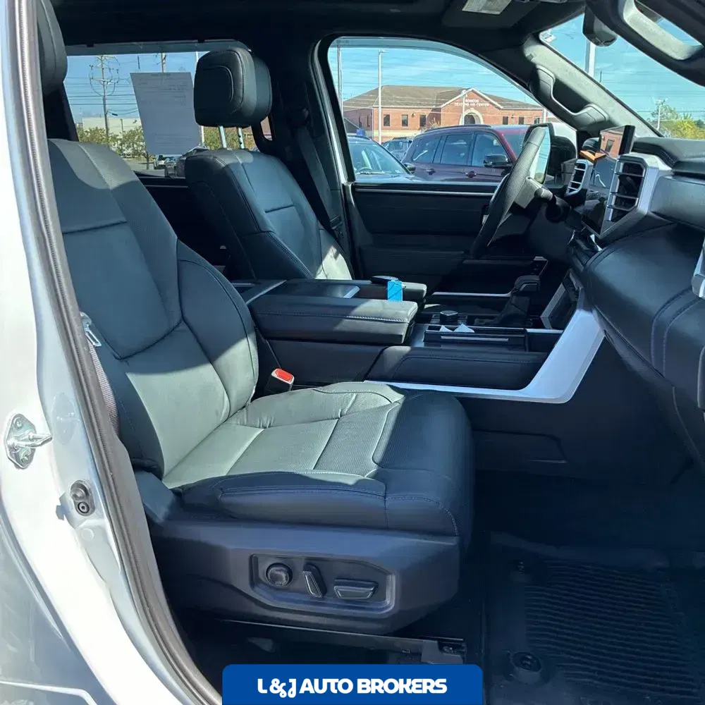 2025 Toyota Tundra Platinum
