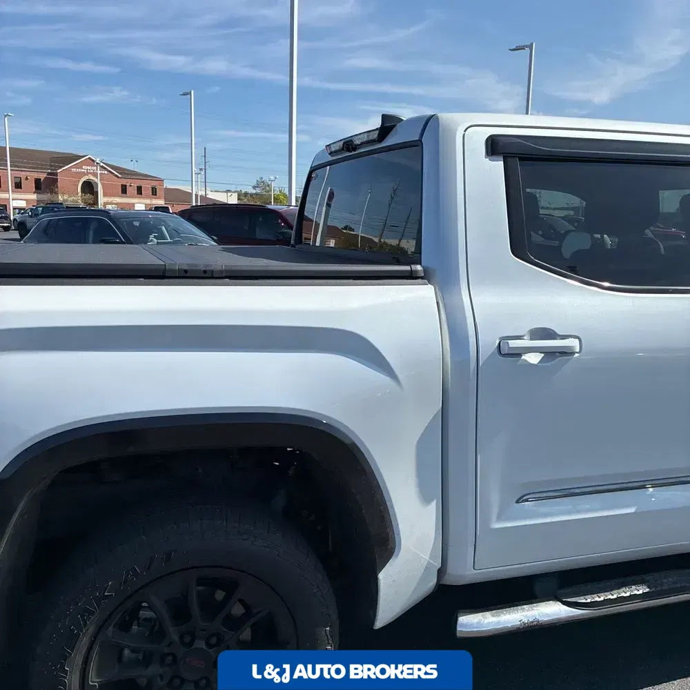 2025 Toyota Tundra Platinum