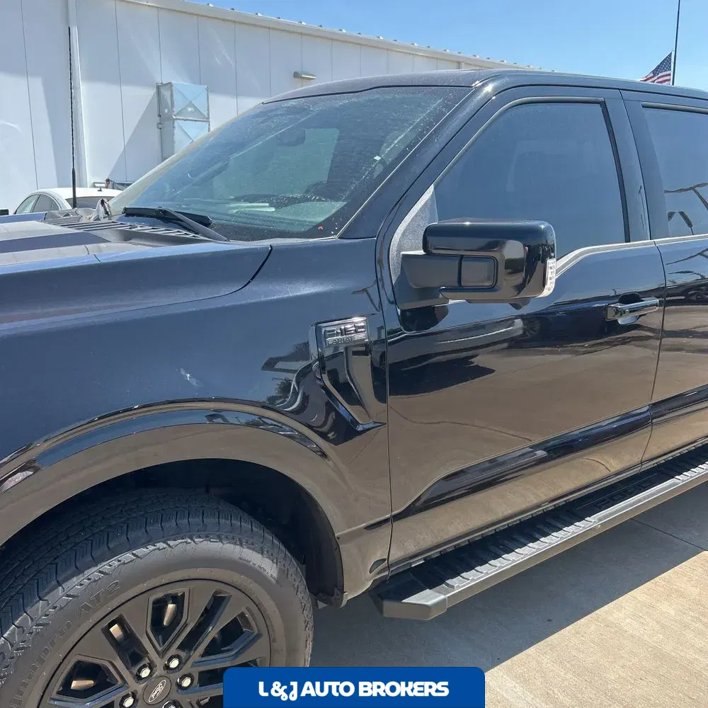 2025 Ford F-150 Lariat