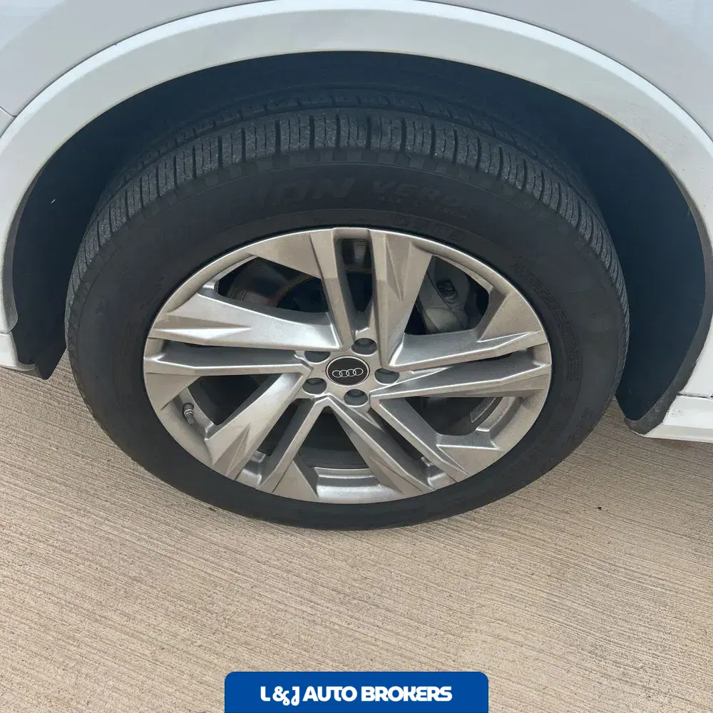 2024 Audi Q7 Premium Plus 55
