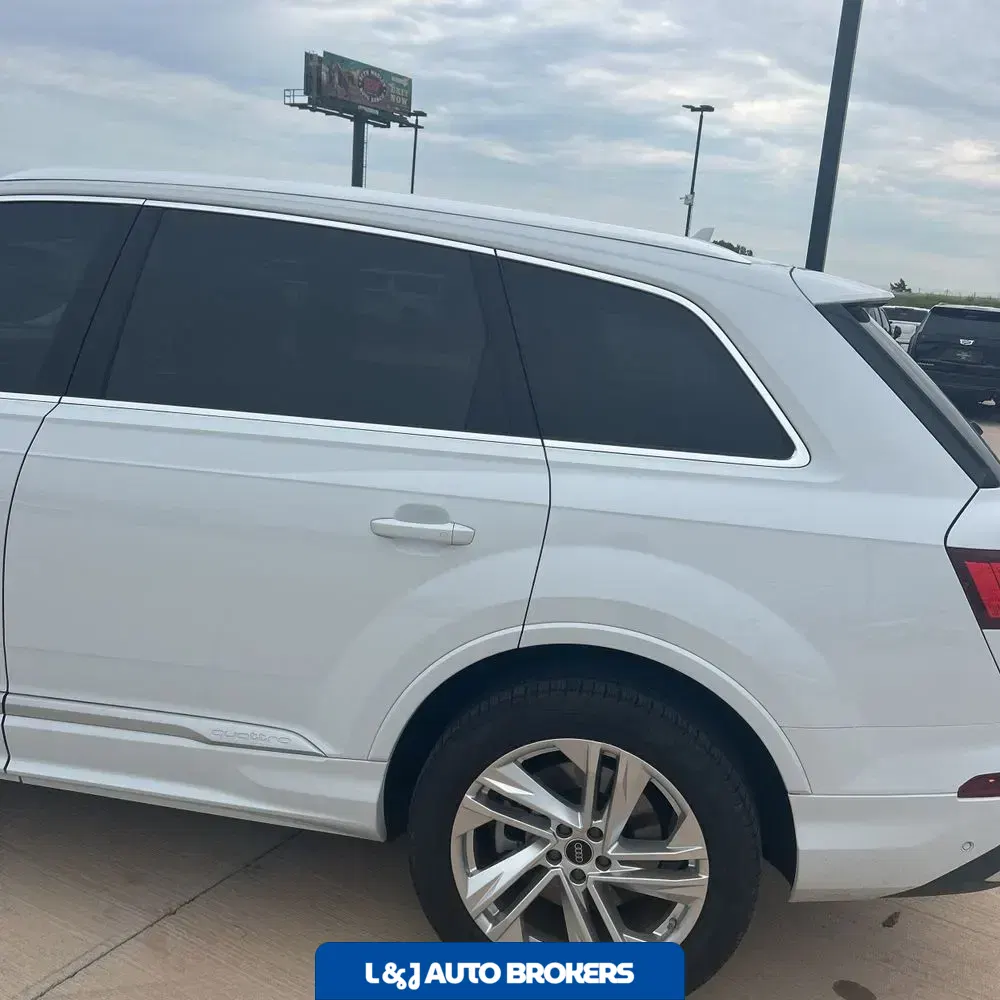 2024 Audi Q7 Premium Plus 55