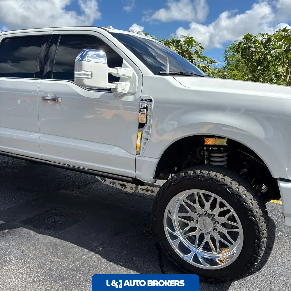 2024 Ford F-350 Super Duty Limited