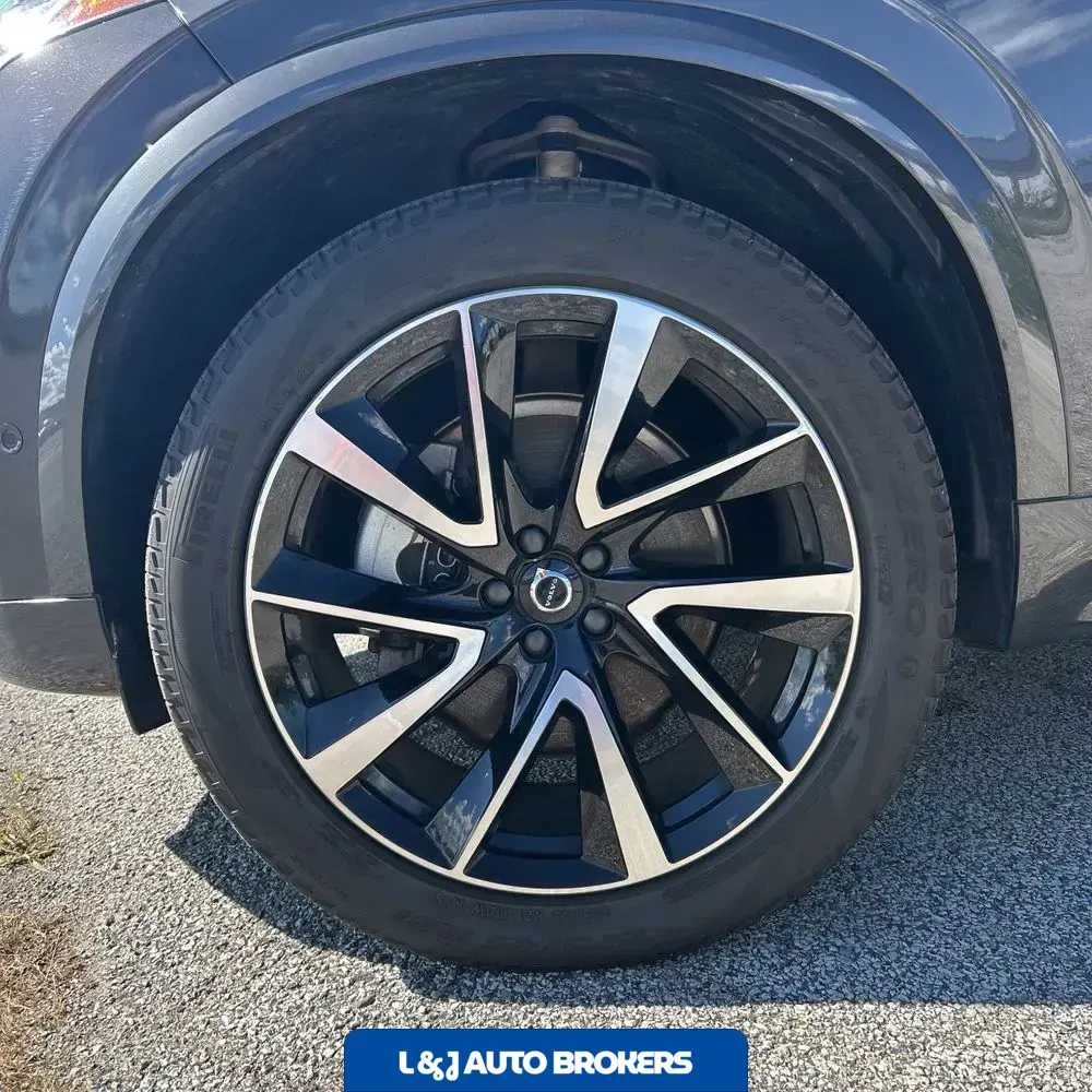 2024 Volvo XC90 B5 - Plus