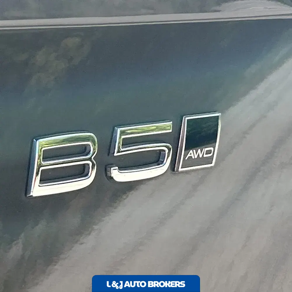 2024 Volvo XC90 B5 - Plus