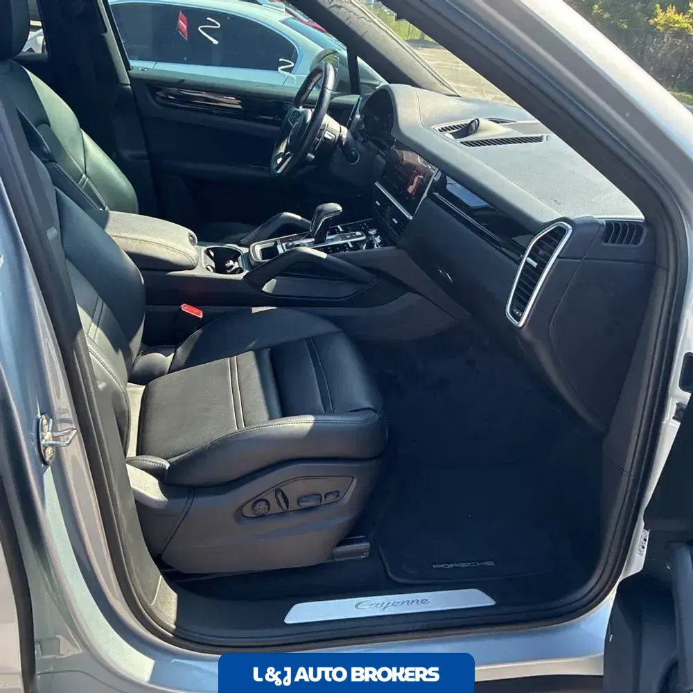 2022 Porsche Cayenne Coupe
