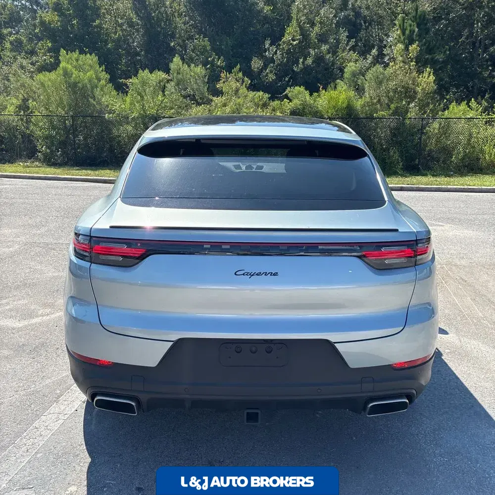 2022 Porsche Cayenne Coupe