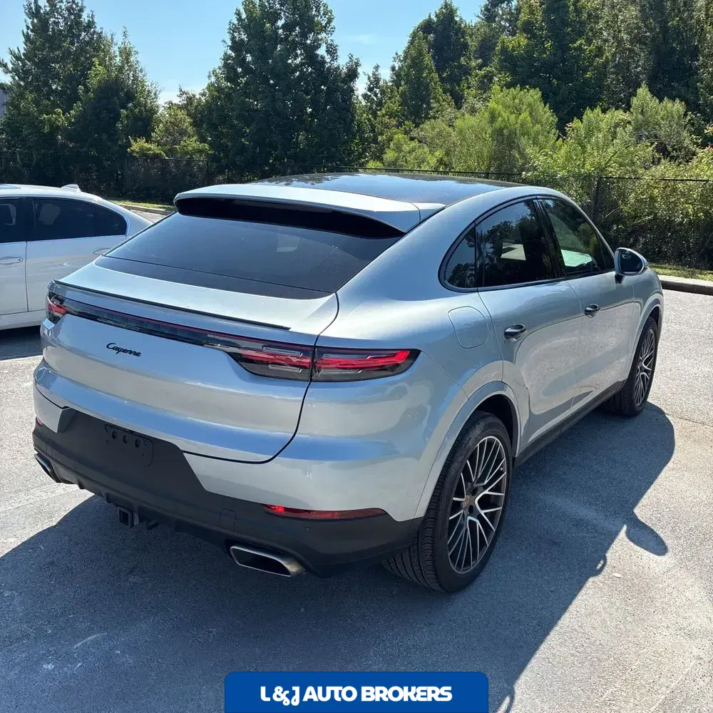 2022 Porsche Cayenne Coupe