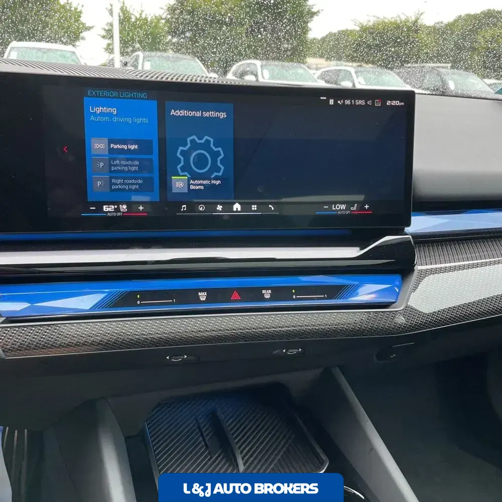 2025 BMW M5 Base