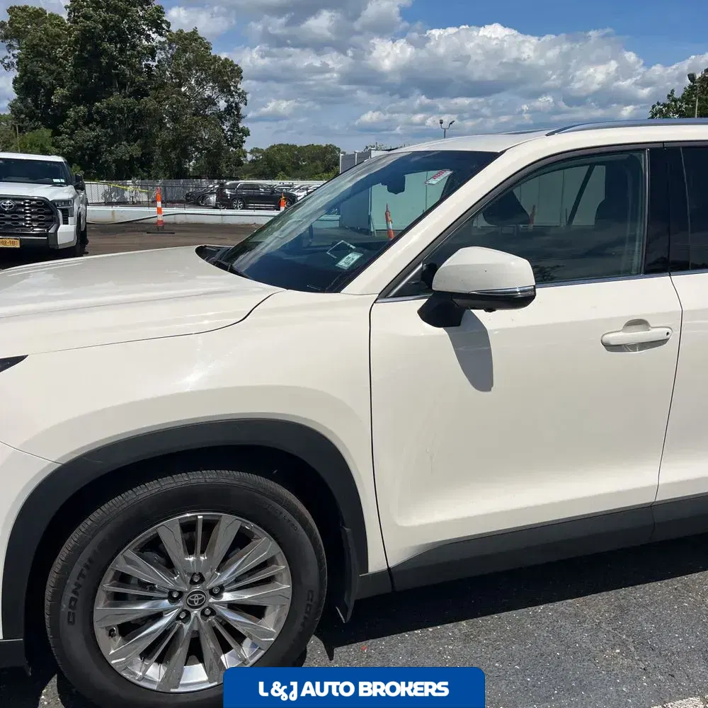 2024 Toyota Grand Highlander Platinum